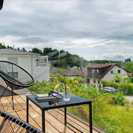 아파트 Aussichtsreich Am 울딘겐물호펜