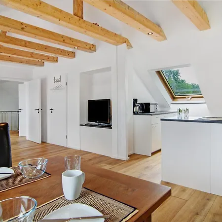 Aussichtsreich Am 아파트